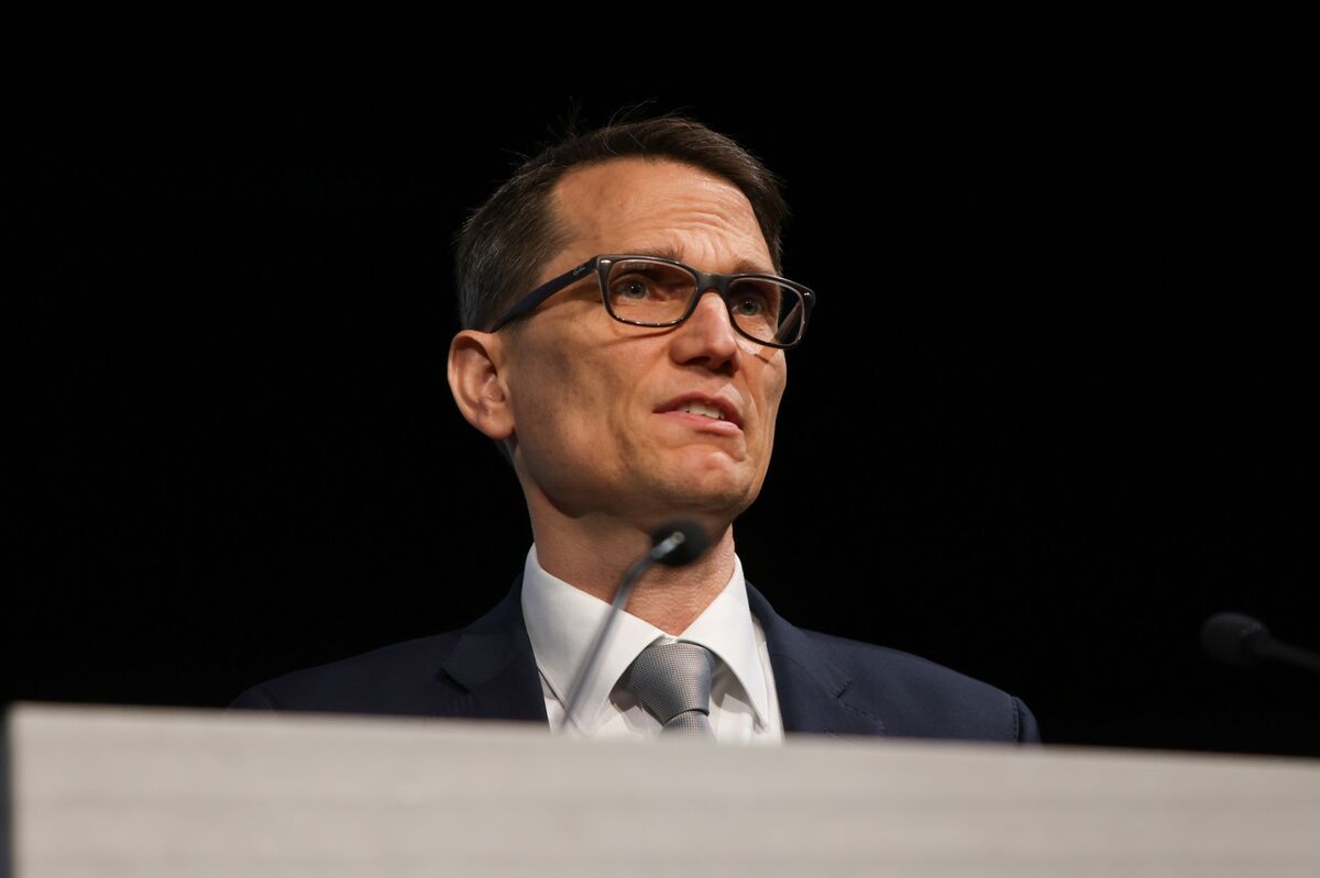 SNB Has No Exchange Rate Target for Franc, Schlegel Says